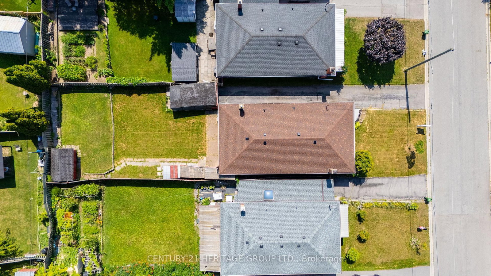 33 Jeanette Street • Toronto, ON photo 34