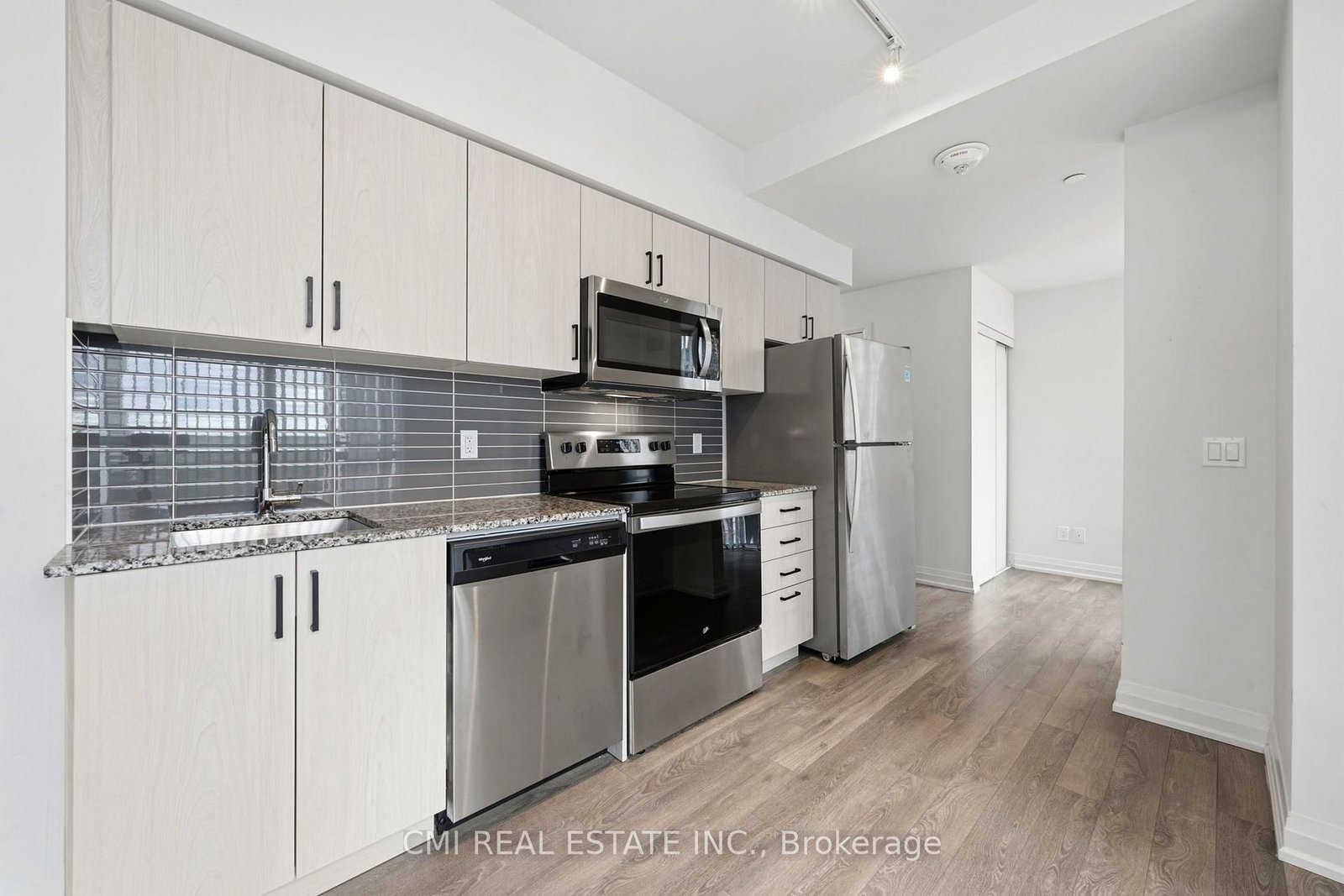 10 Meadowglen Place • #611 • Toronto, ON photo 12
