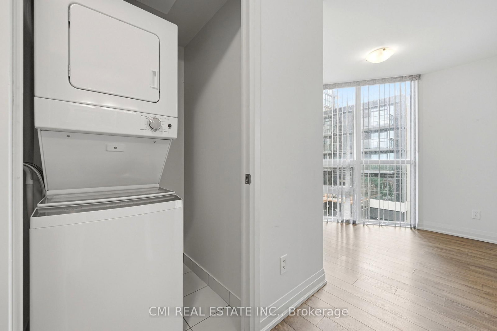 10 Meadowglen Place • #611 • Toronto, ON photo 24