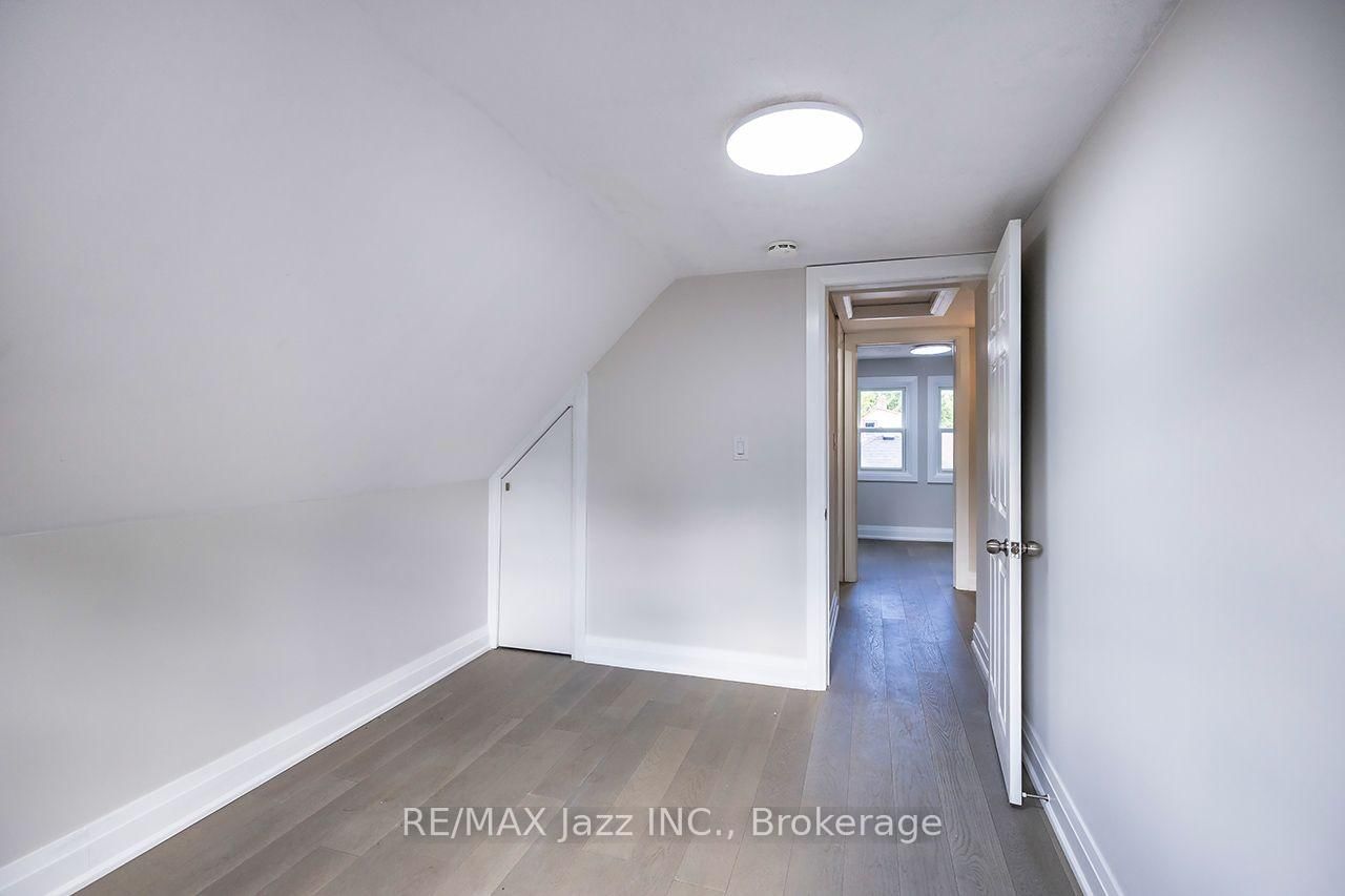 37 Lincoln Street • Ajax, ON photo 22
