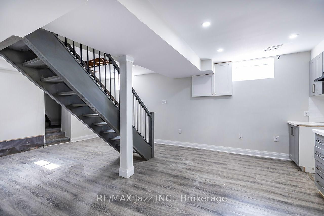 37 Lincoln Street • Ajax, ON photo 28