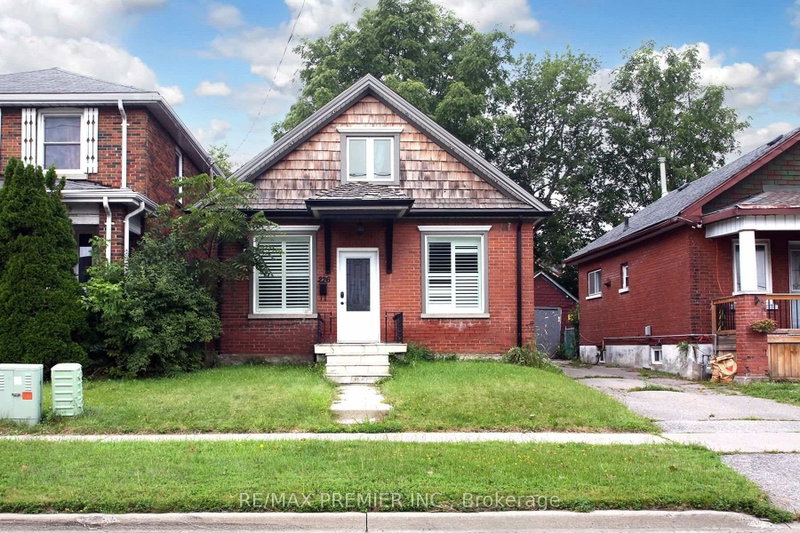 226 Ritson Road S