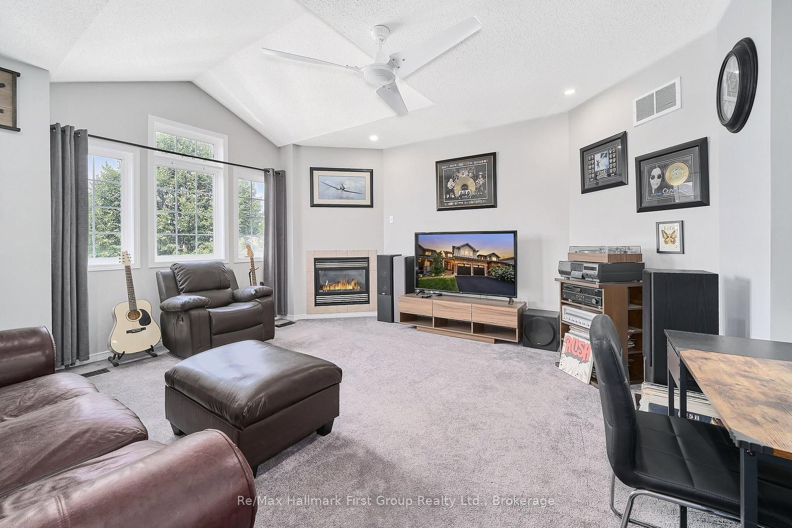 93 Trudeau Drive • Clarington, ON photo 21