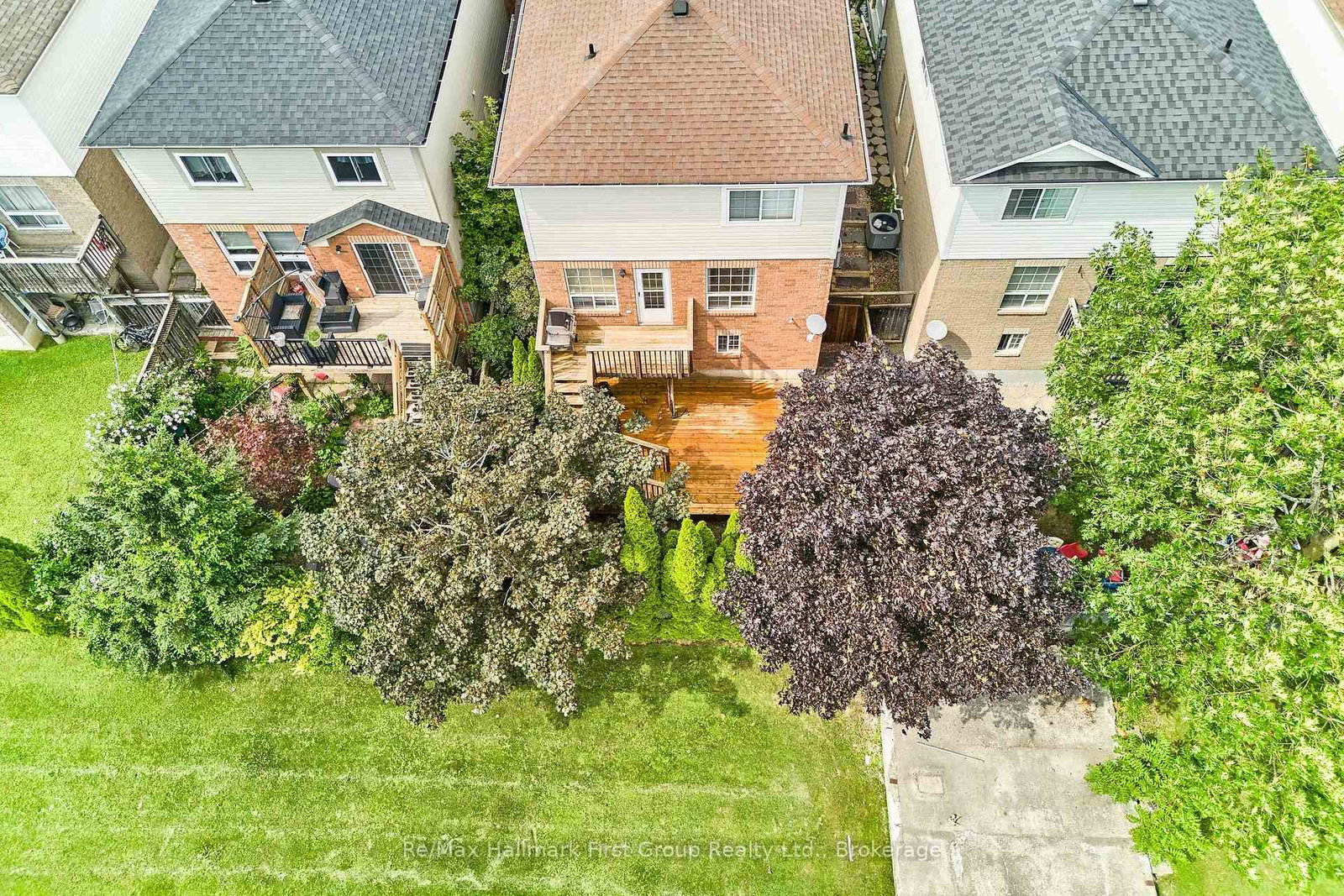 93 Trudeau Drive • Clarington, ON photo 37