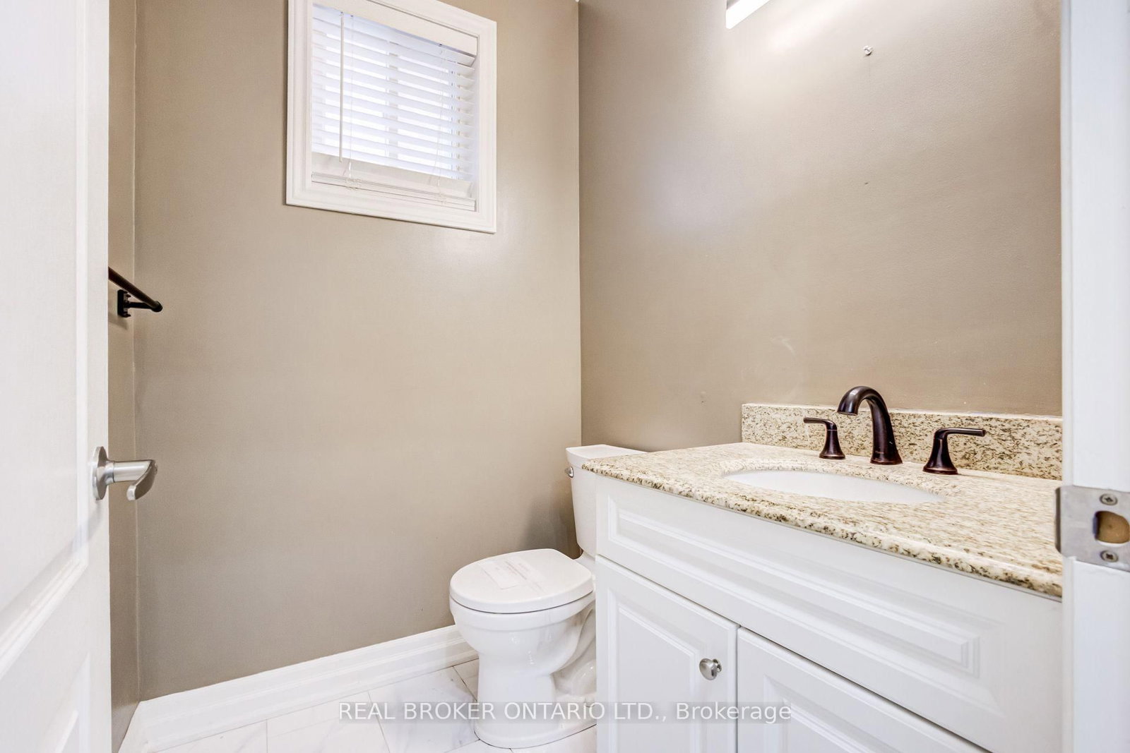 10 Coyle Street • Ajax, ON photo 13