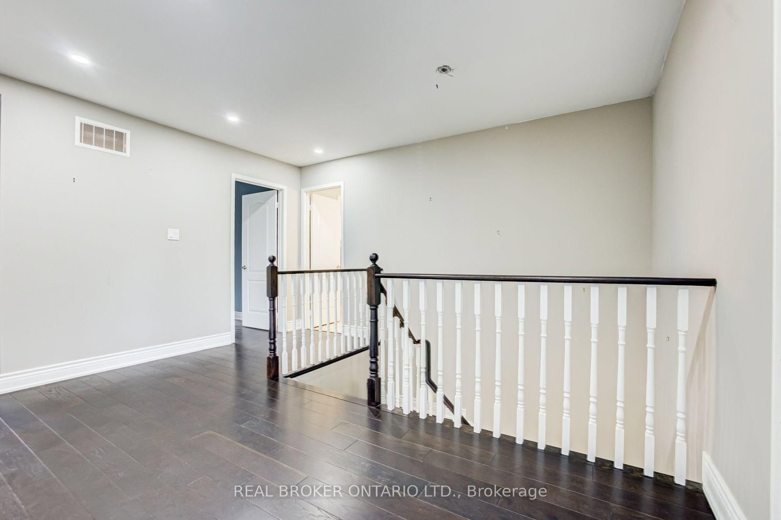 10 Coyle Street • Ajax, ON photo 15