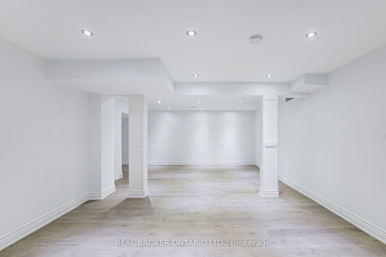 10 Coyle Street • Ajax, ON photo 38