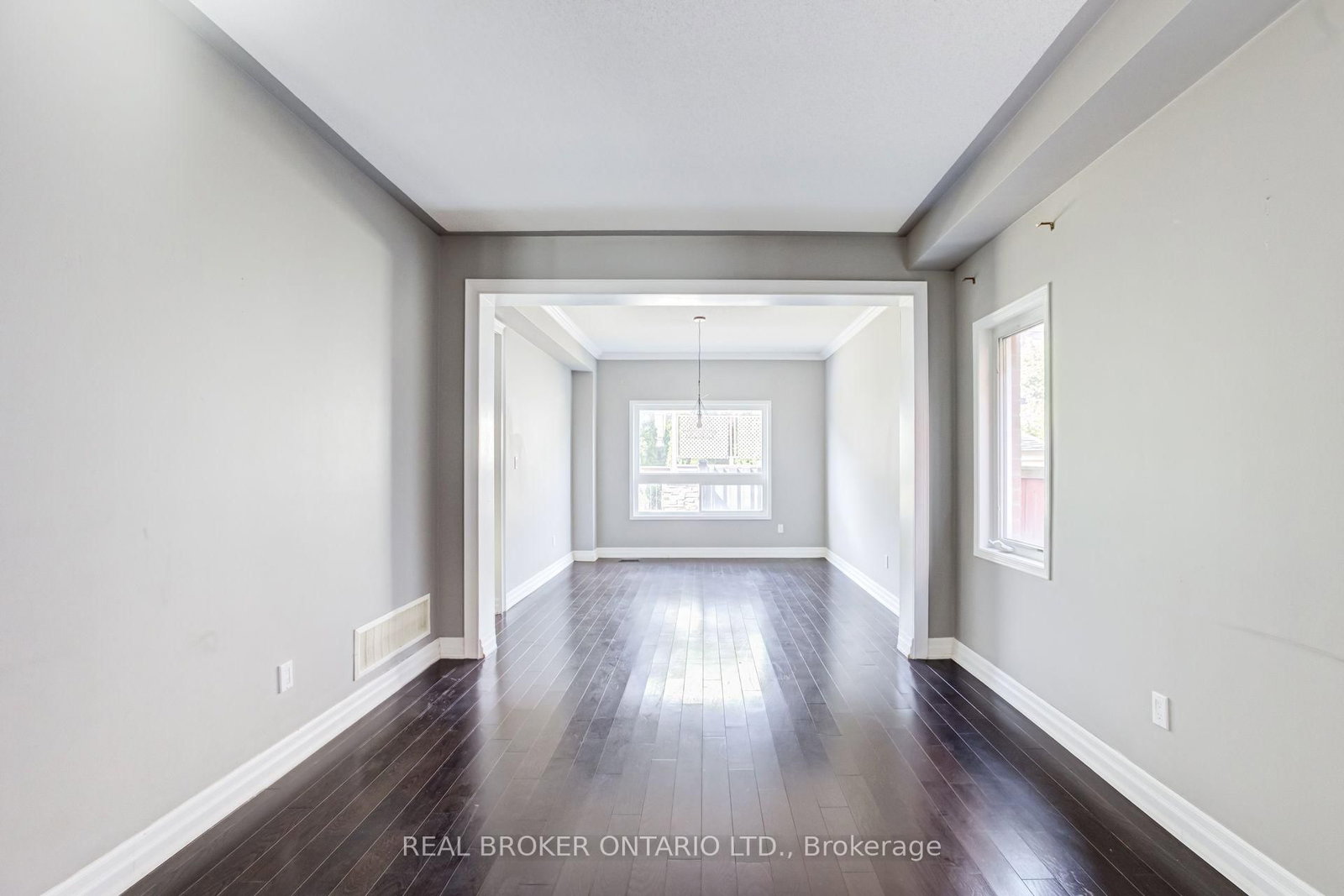 10 Coyle Street • Ajax, ON photo 8