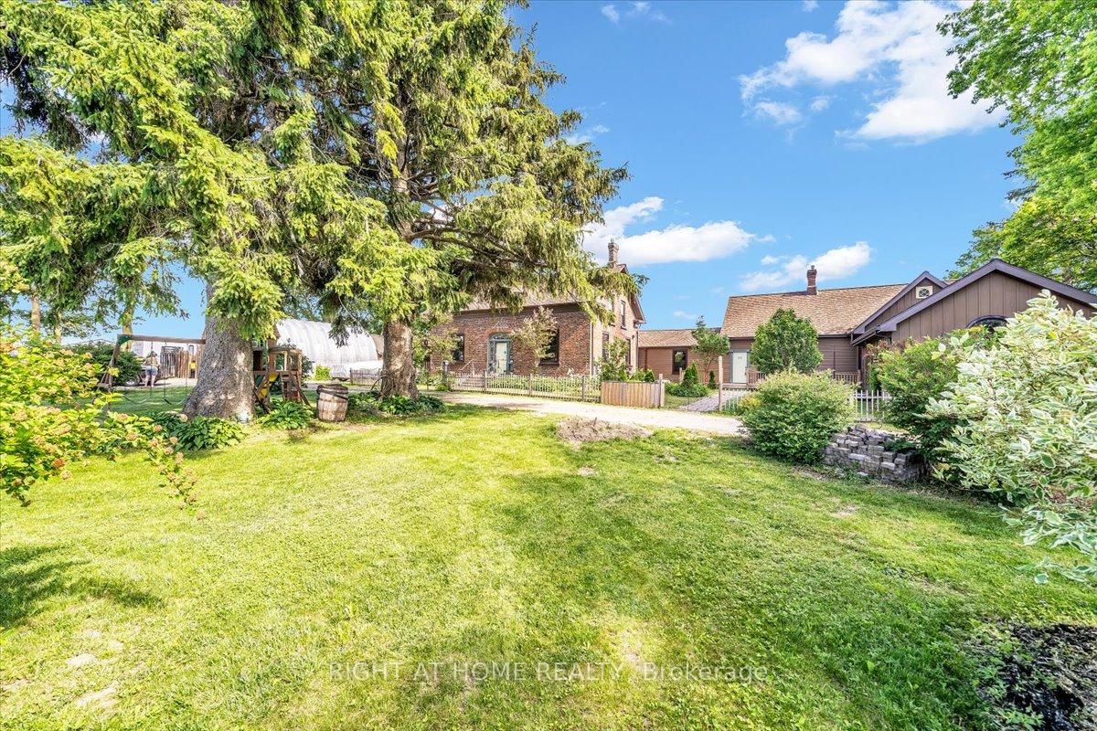 1320 King Street • Scugog, ON photo 9