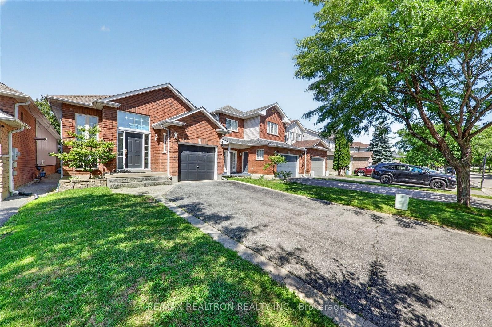 80 Cecil Found Crescent • Clarington, ON photo 4