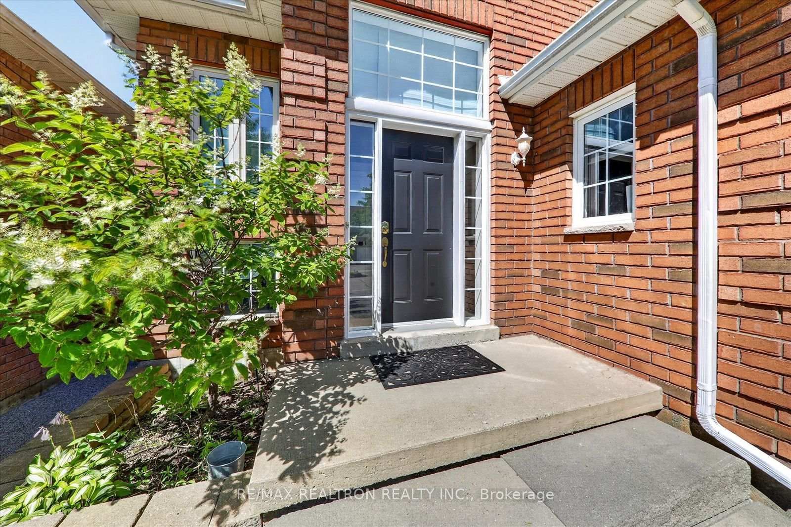 80 Cecil Found Crescent • Clarington, ON photo 5
