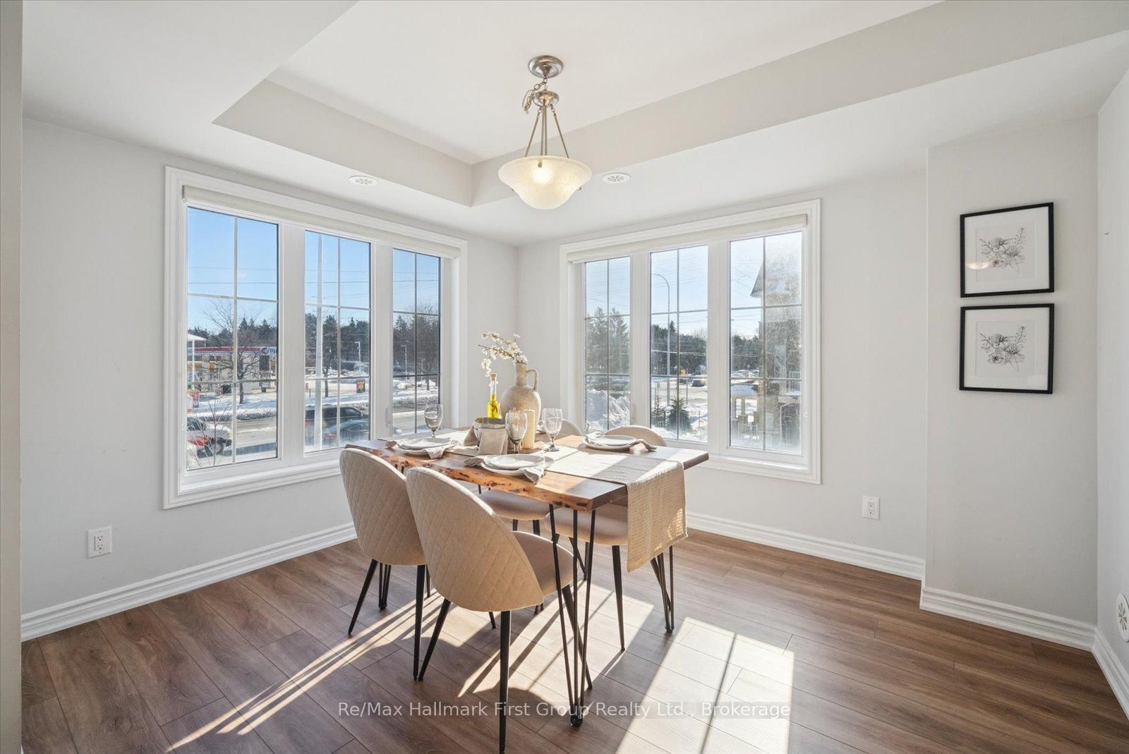 40 Porcelain Way • Whitby, ON photo 11