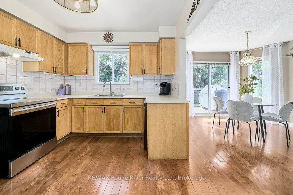 939 Catskill Drive • Oshawa, ON photo 15