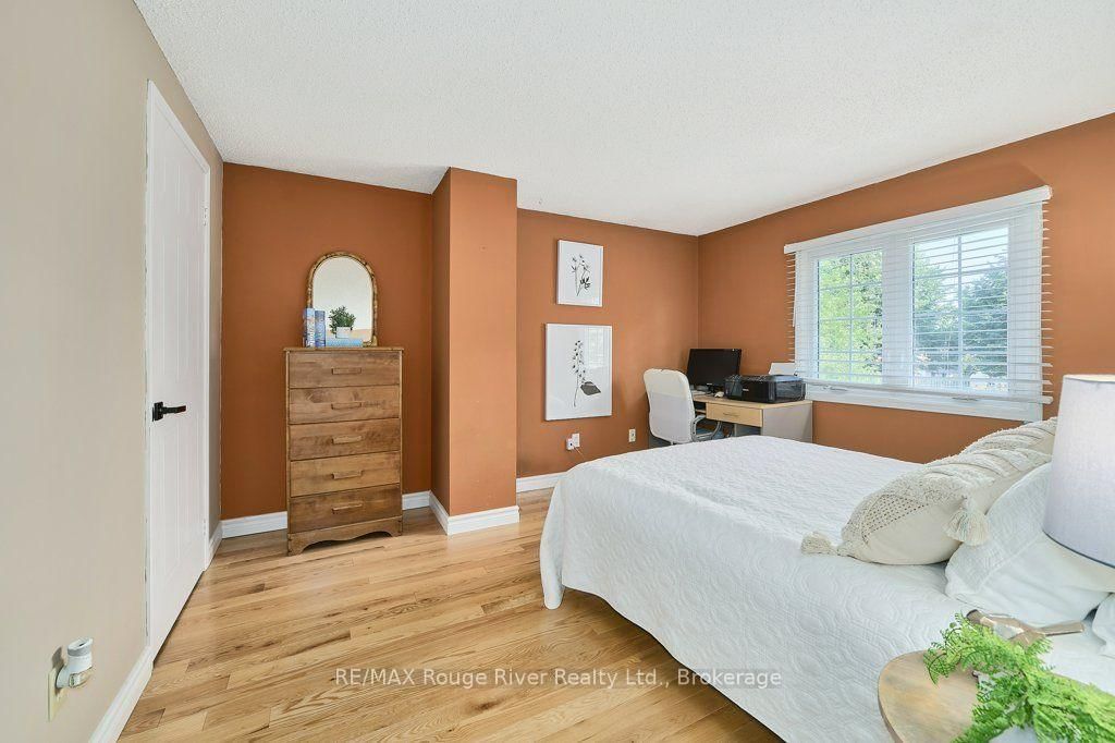939 Catskill Drive • Oshawa, ON photo 25