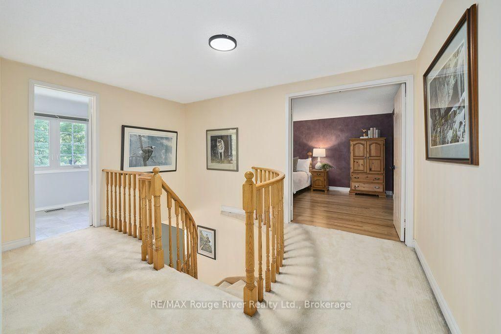 939 Catskill Drive • Oshawa, ON photo 27