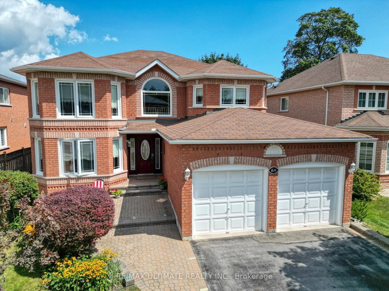 60 Devonridge Crescent