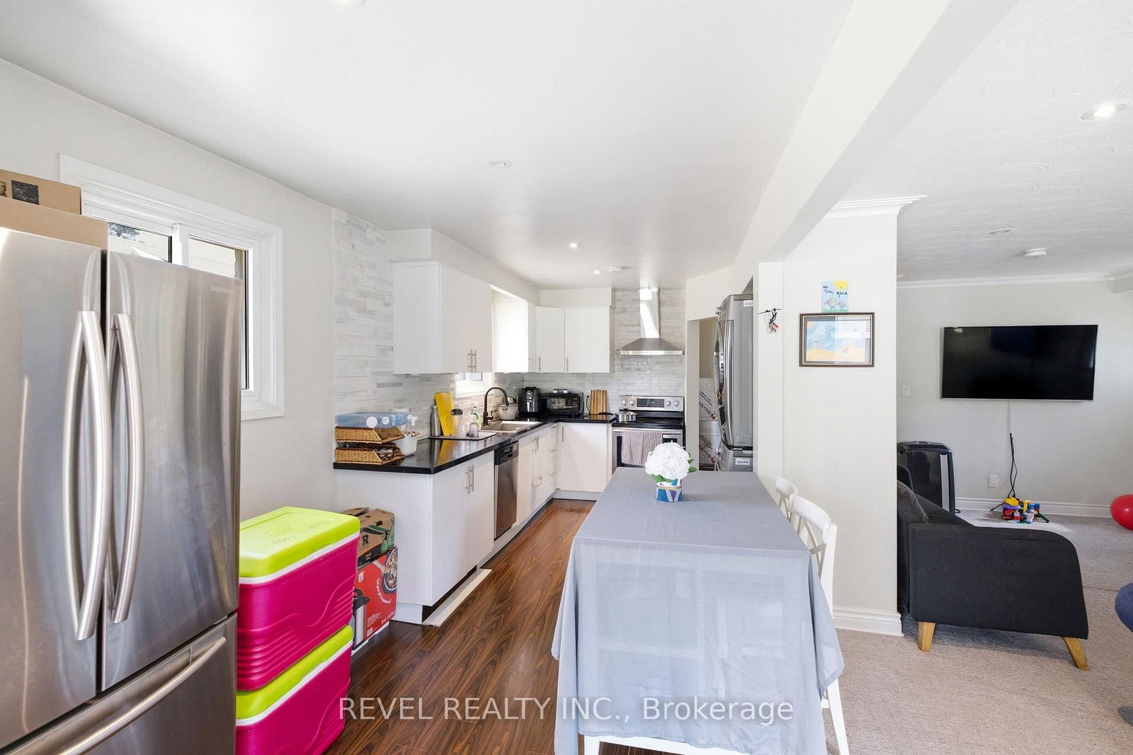 17 Amberjack Boulevard • Toronto, ON photo 11