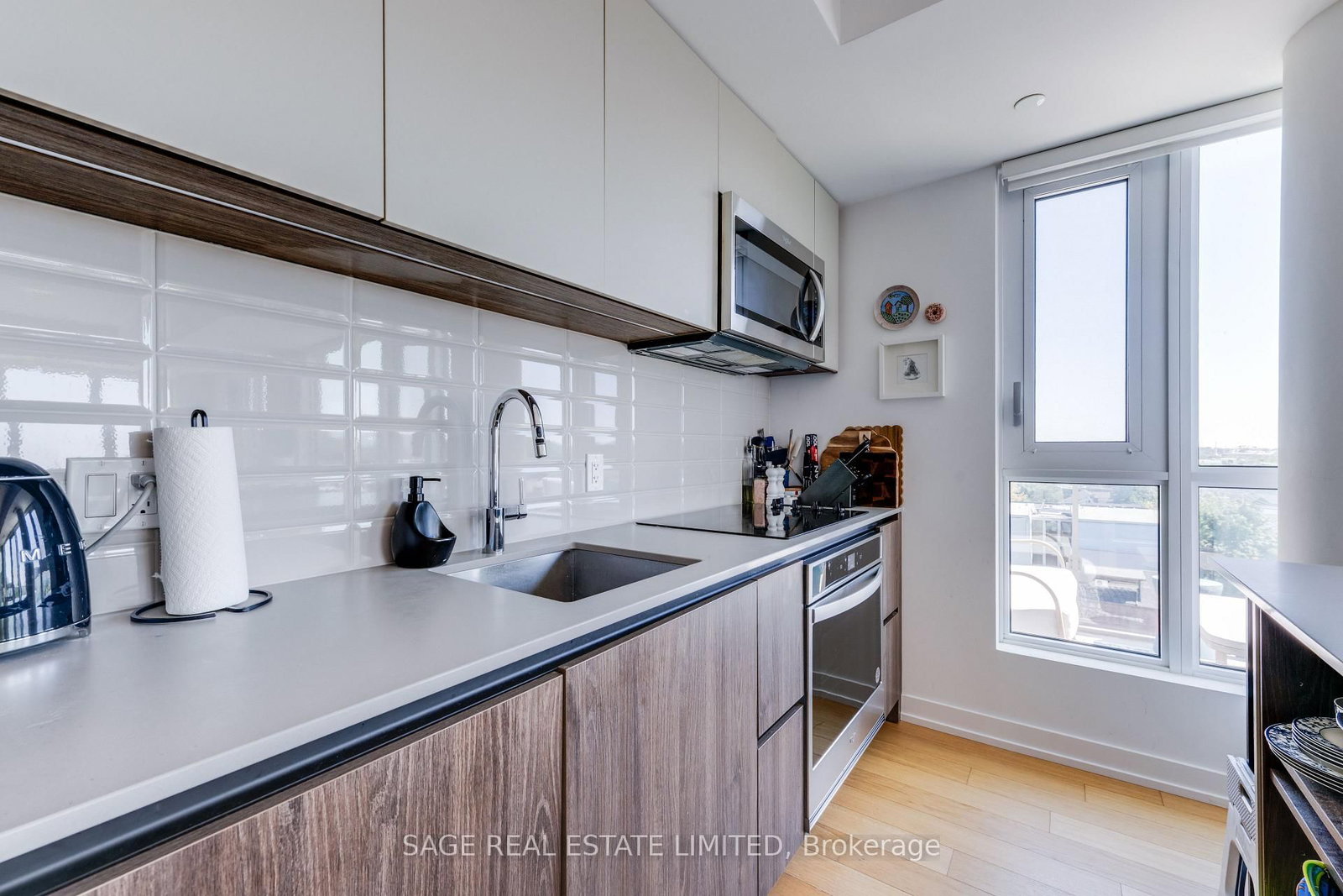150 Logan Avenue • #734 • Toronto, ON photo 12