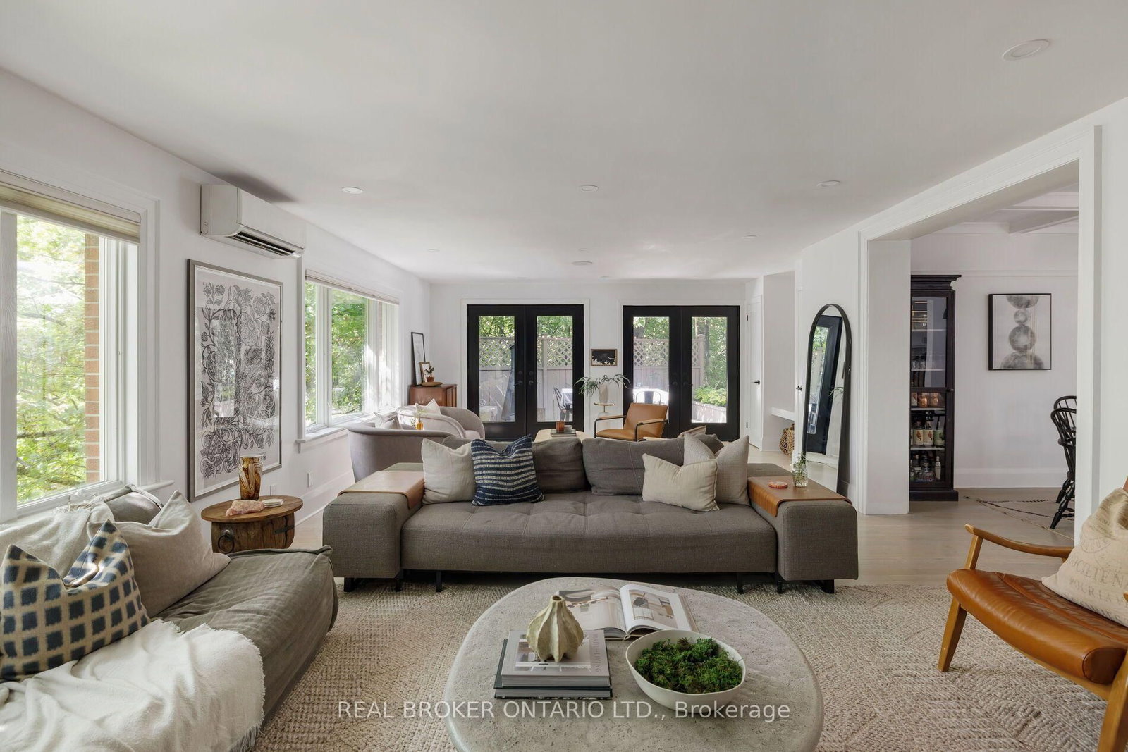 39 Beechwood Drive • Toronto, ON photo 18
