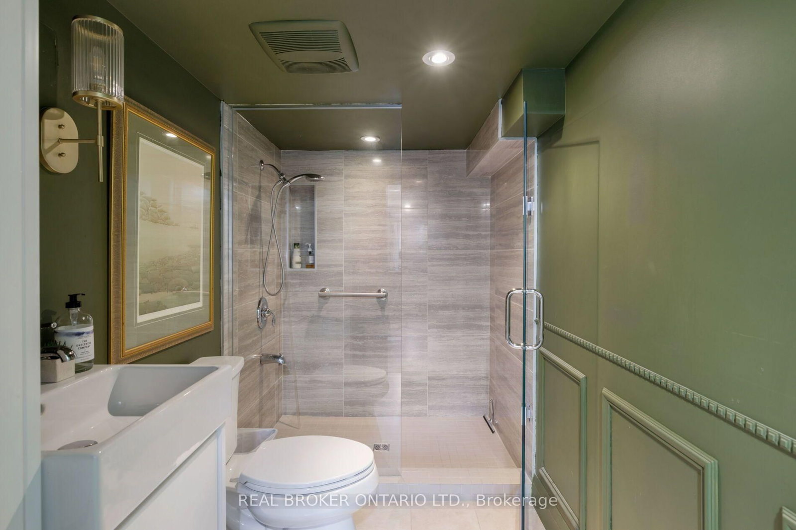 39 Beechwood Drive • Toronto, ON photo 38