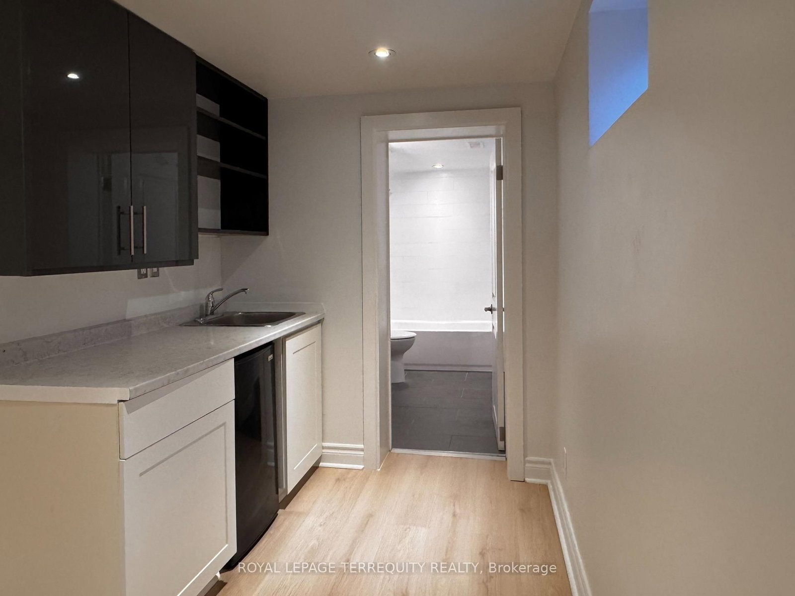154 Sedgemount Drive • Toronto, ON photo 20