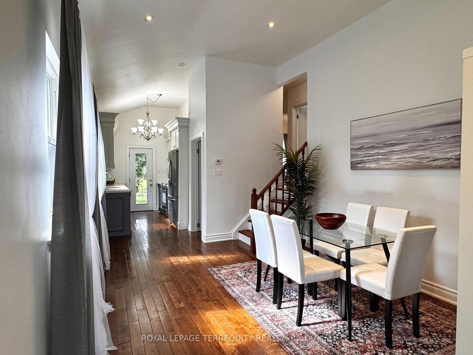 154 Sedgemount Drive • Toronto, ON photo 5