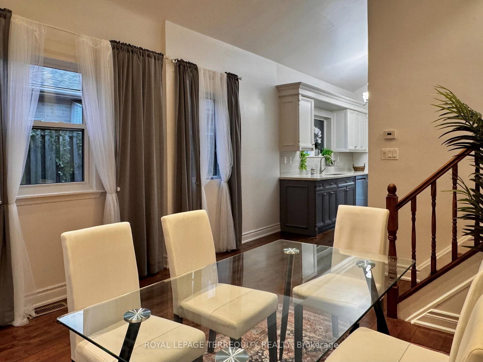 154 Sedgemount Drive • Toronto, ON photo 6