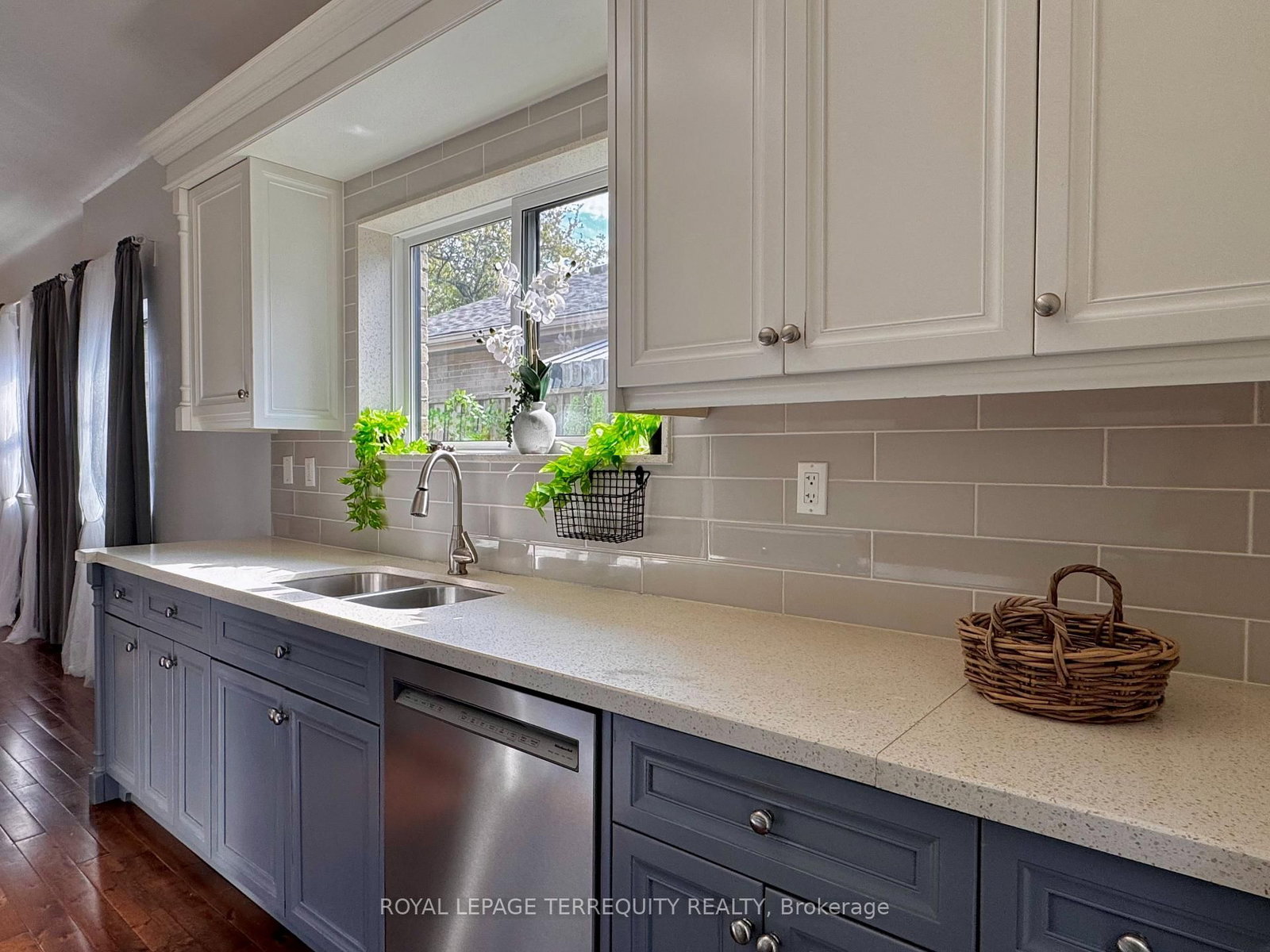 154 Sedgemount Drive • Toronto, ON photo 9