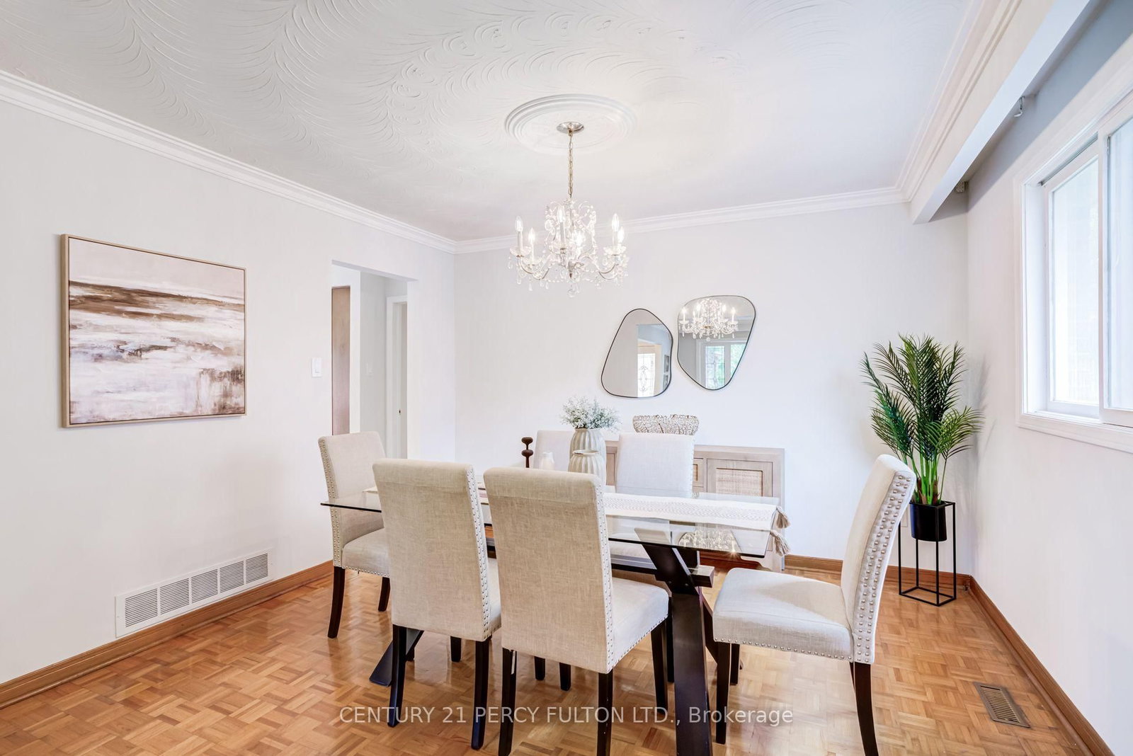 46 Cedar Drive • Toronto, ON photo 11