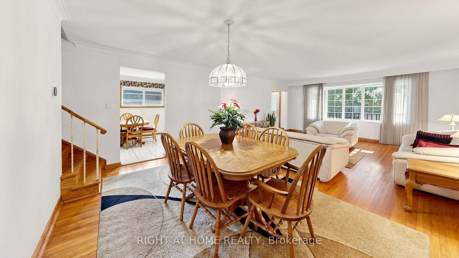 15 Skyridge Road • Toronto, ON photo 10