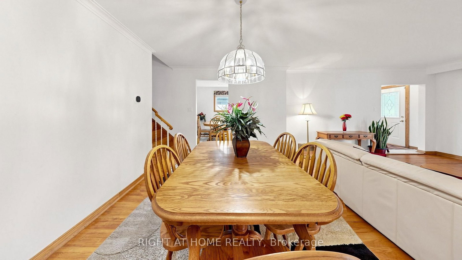15 Skyridge Road • Toronto, ON photo 11