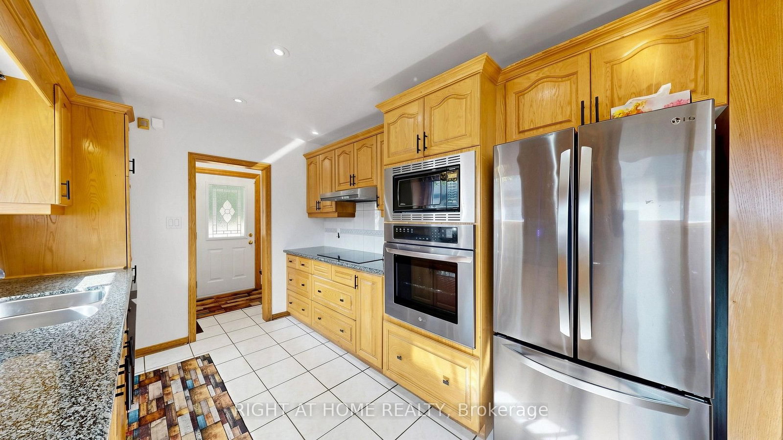 15 Skyridge Road • Toronto, ON photo 17