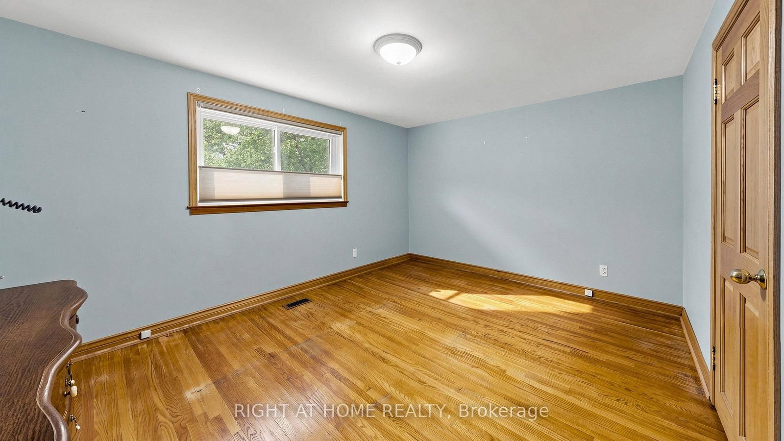 15 Skyridge Road • Toronto, ON photo 30