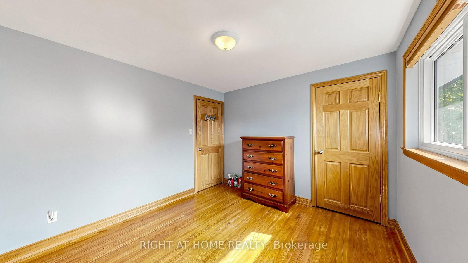 15 Skyridge Road • Toronto, ON photo 36