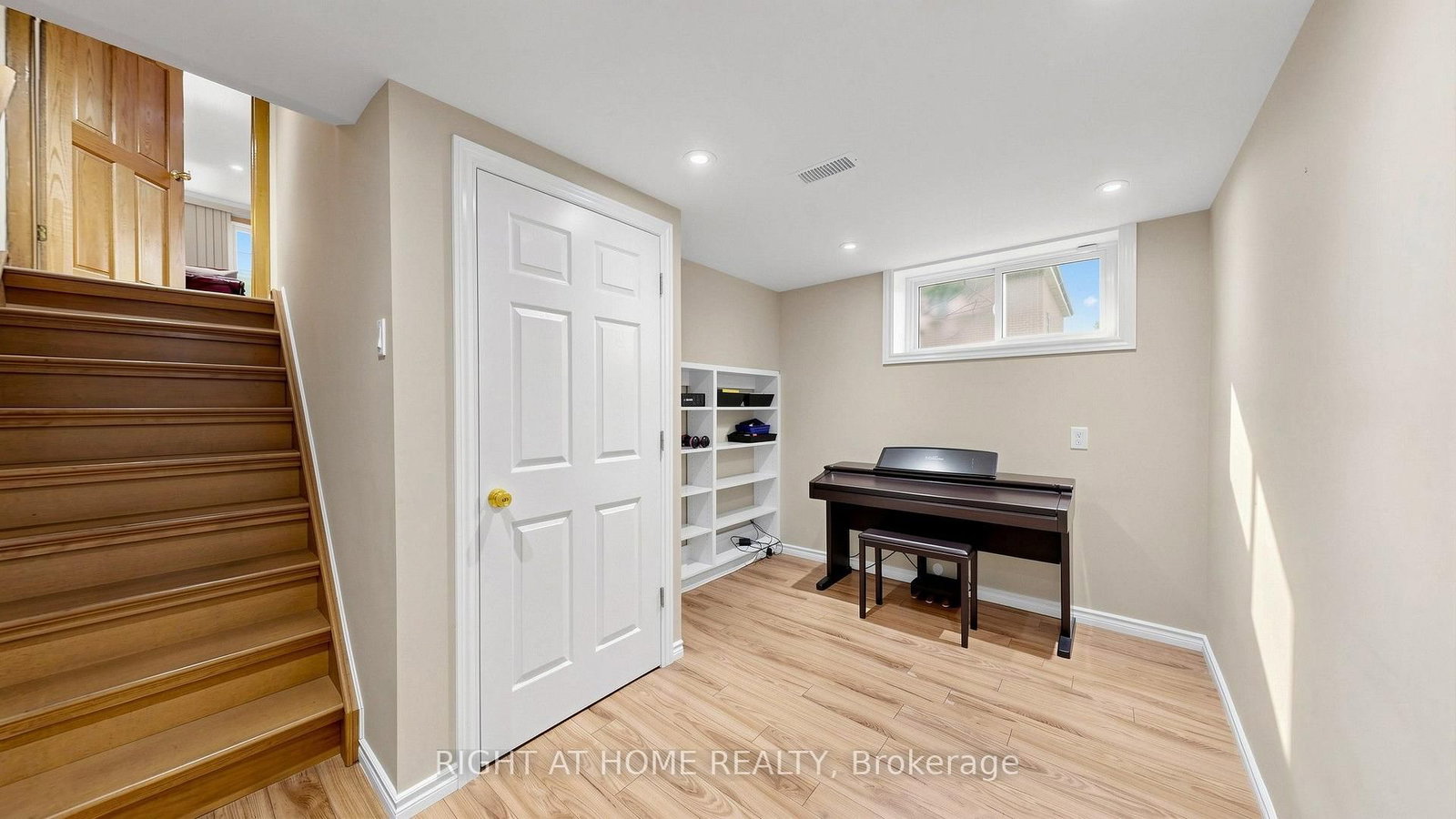 15 Skyridge Road • Toronto, ON photo 48