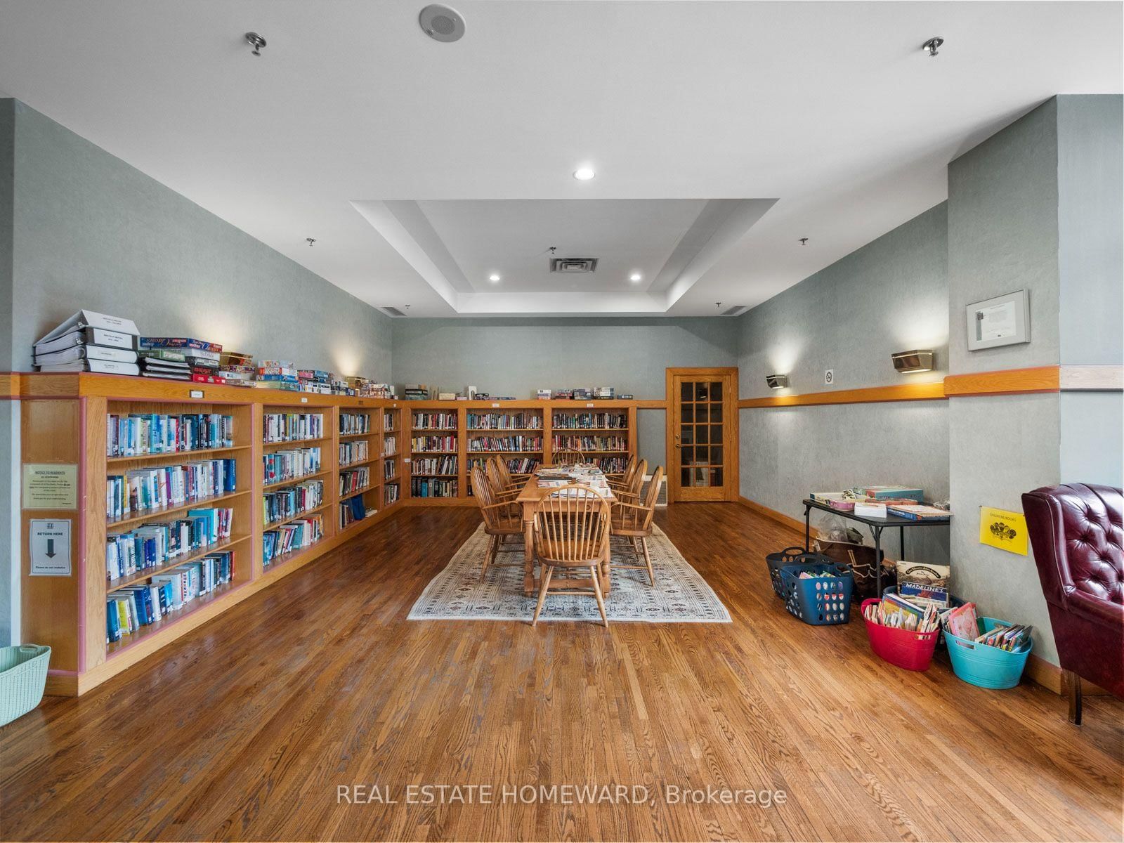 1091 Kingston Road • #815 • Toronto, ON photo 18