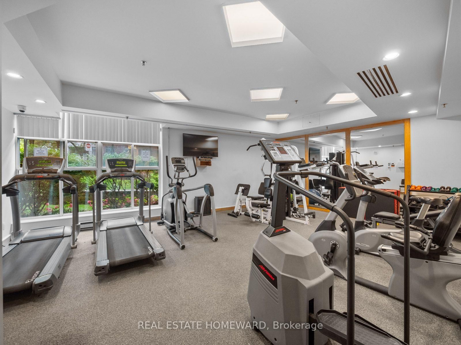 1091 Kingston Road • #815 • Toronto, ON photo 19