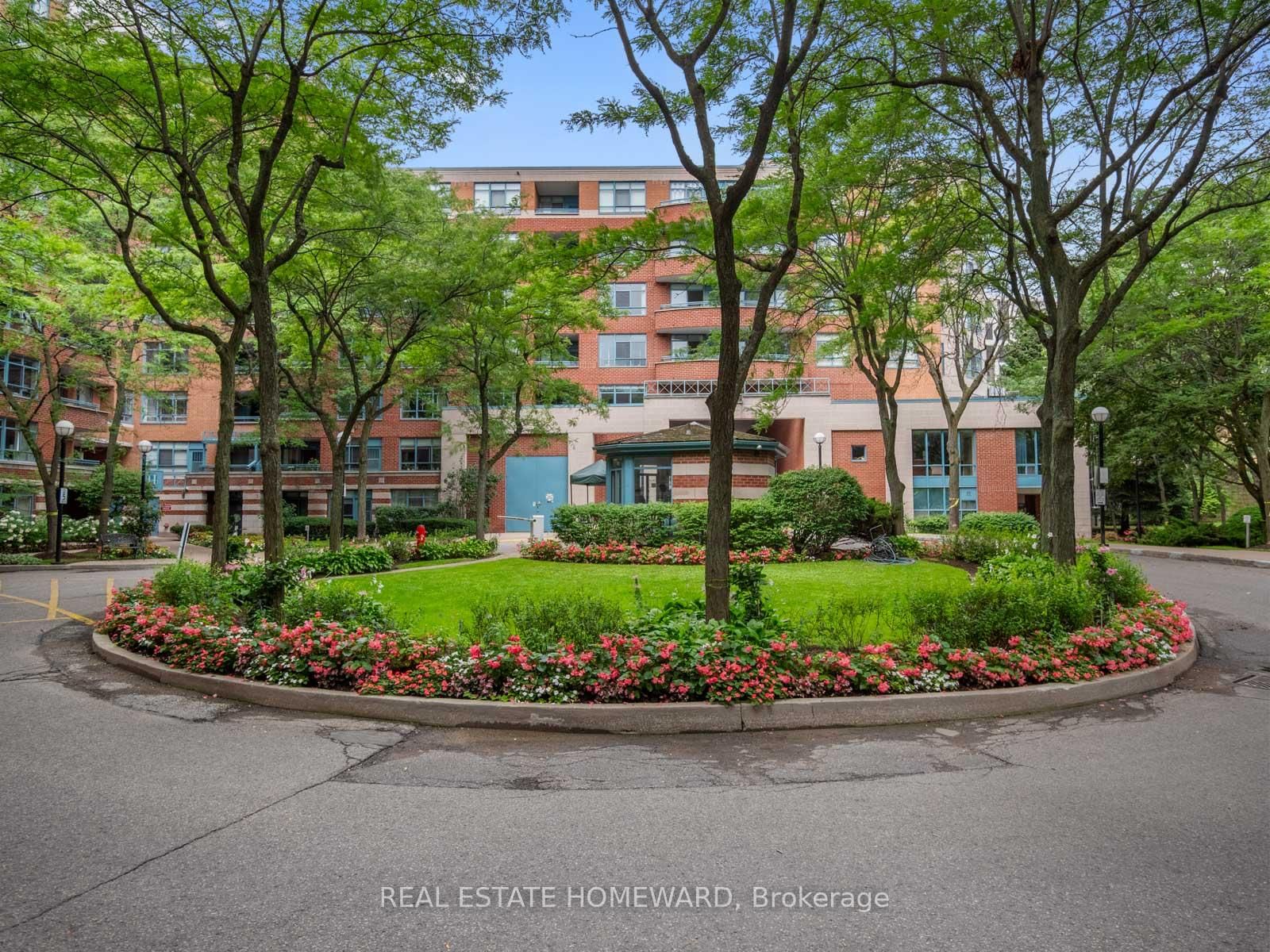 1091 Kingston Road • #815 • Toronto, ON photo 22