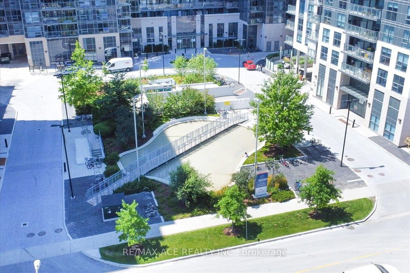 310 - 30 Meadowglen Place