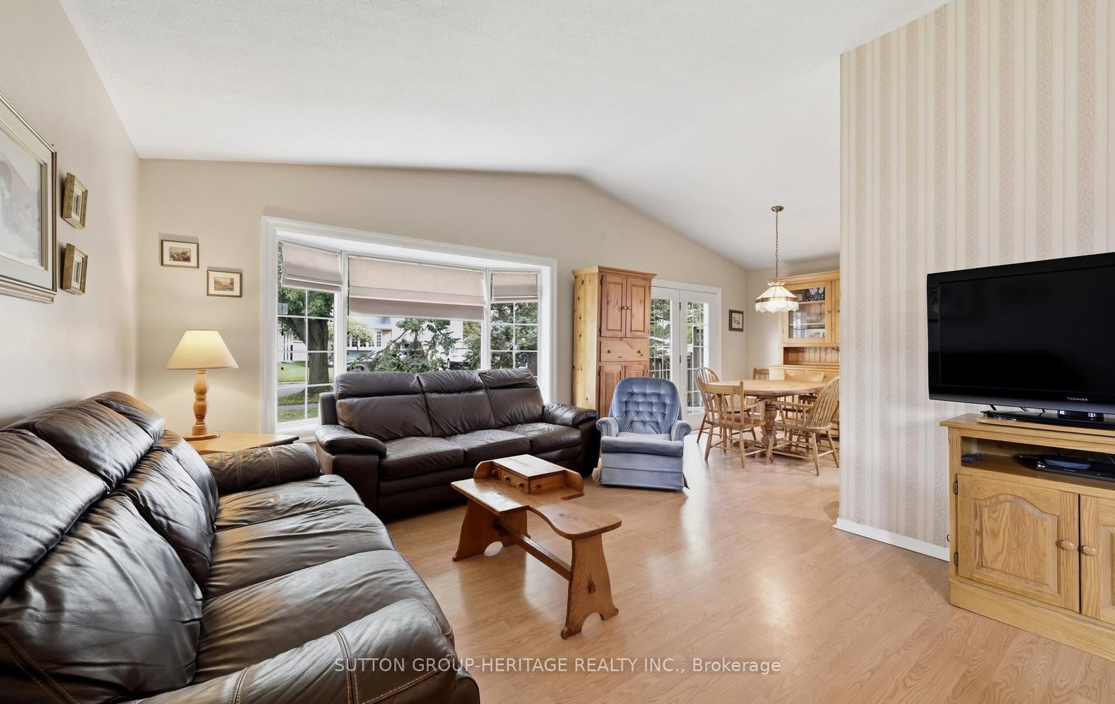 69 Clements Road E • Ajax, ON photo 3