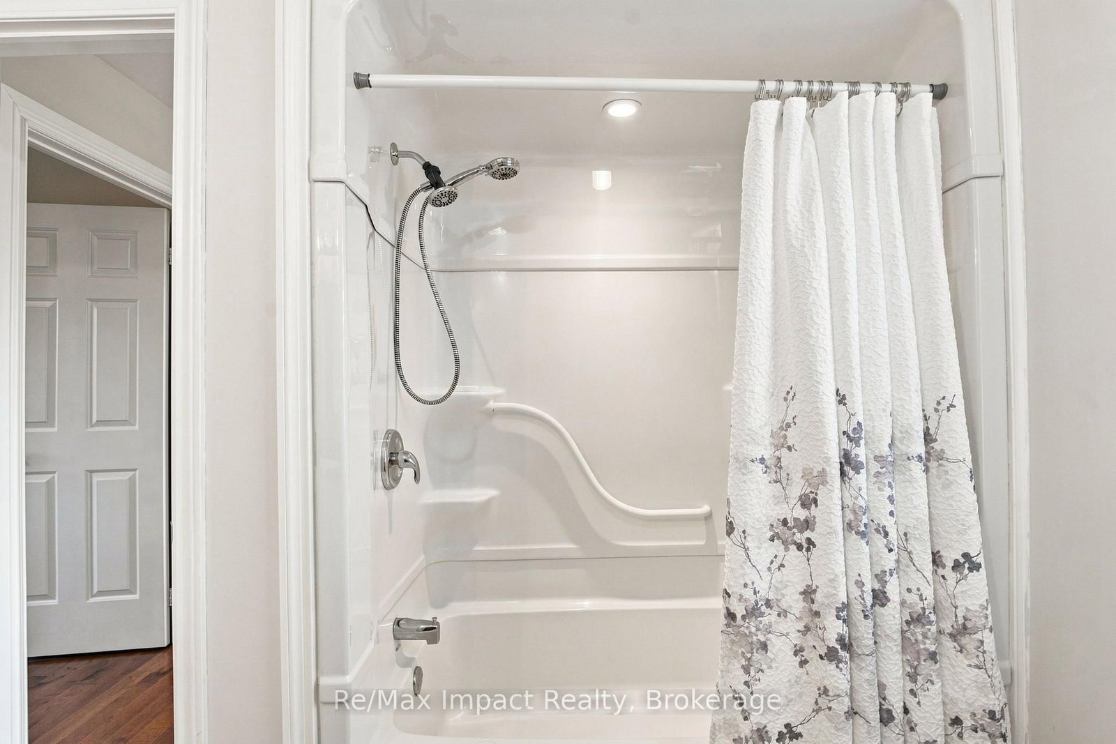 76 Foster Creek Drive • Clarington, ON photo 33