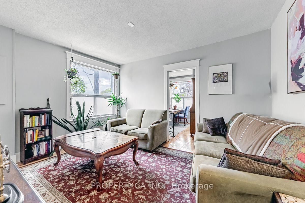 133 Drayton Avenue • Toronto, ON photo 11