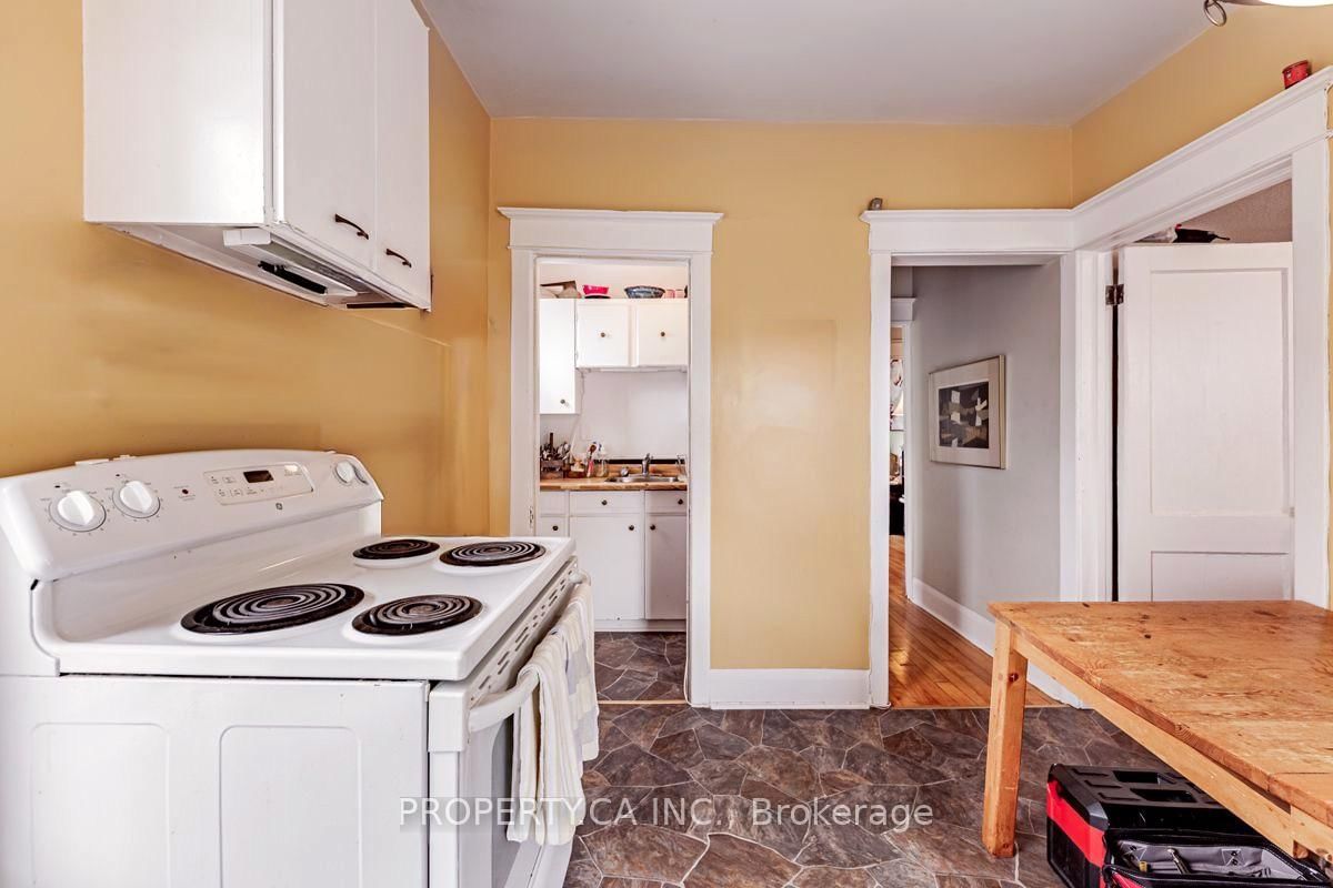 133 Drayton Avenue • Toronto, ON photo 14