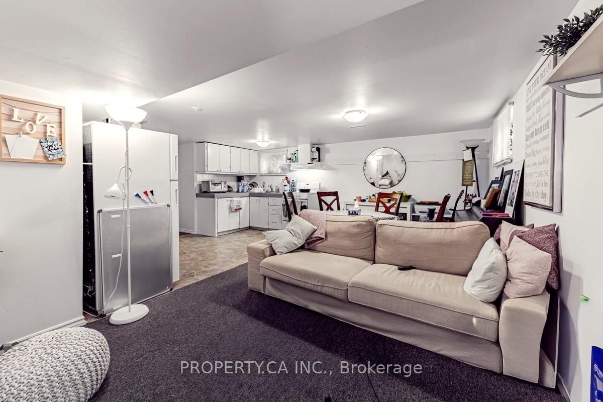 133 Drayton Avenue • Toronto, ON photo 19