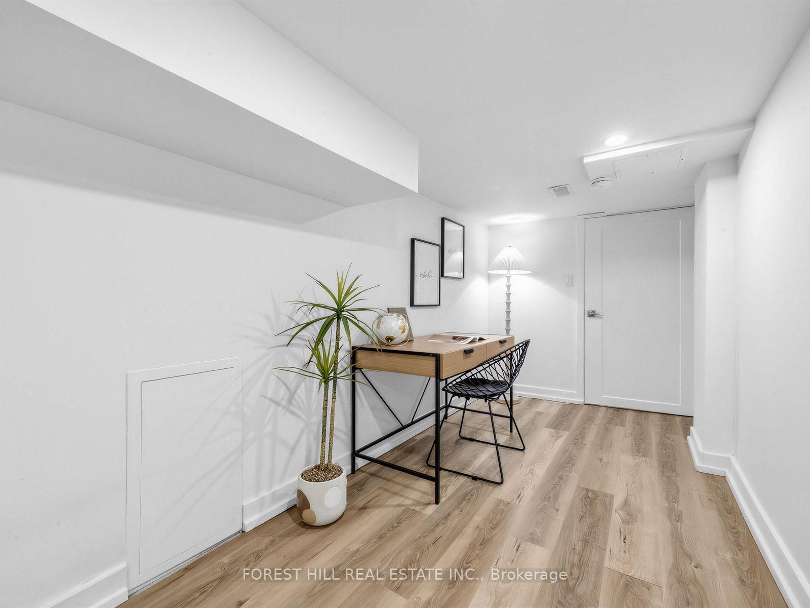 2375 Gerrard Street E • Toronto, ON photo 20