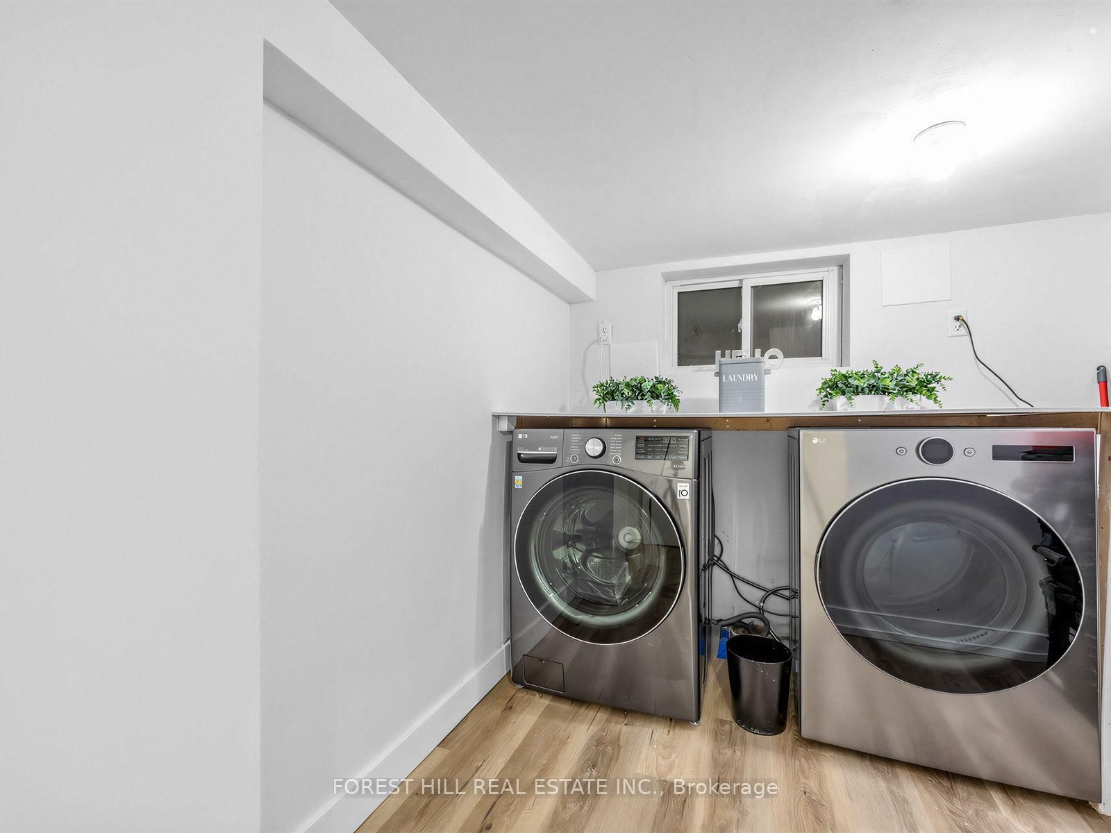 2375 Gerrard Street E • Toronto, ON photo 23