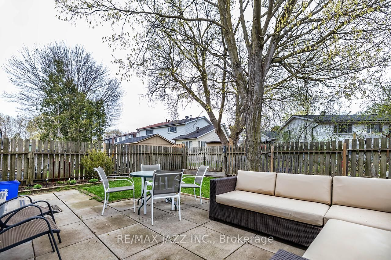 1347 Mary Street N • Oshawa, ON photo 36