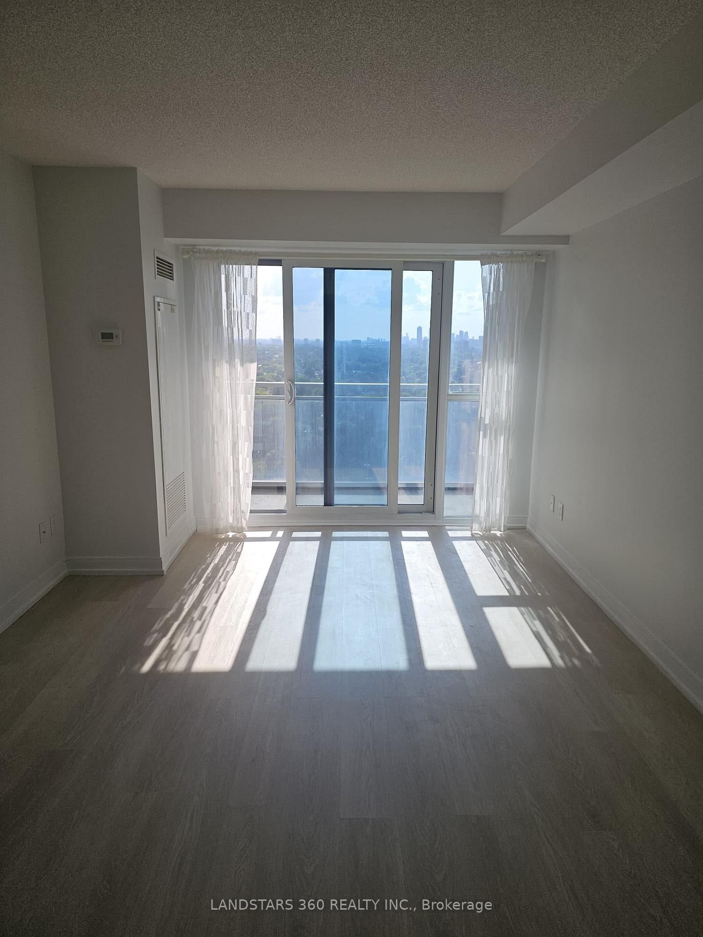 255 Village Green Square • #2206 • Toronto, ON photo 8