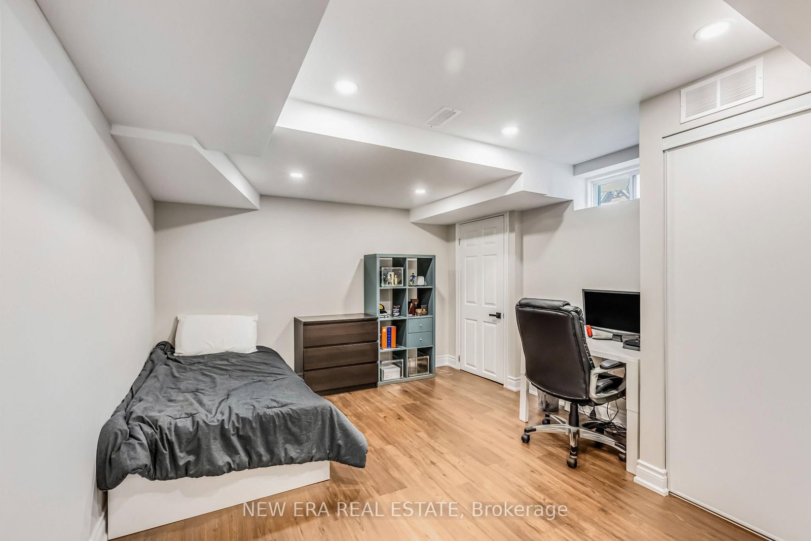 11 Warnford Circle • Ajax, ON photo 35