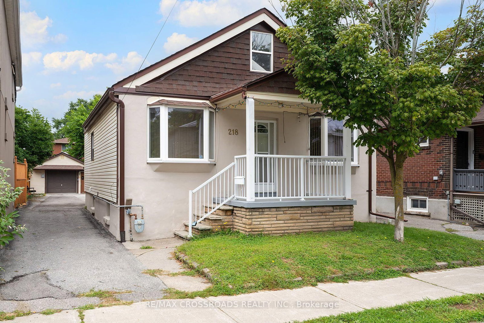 218 Gledhill Avenue • Toronto, ON photo 1